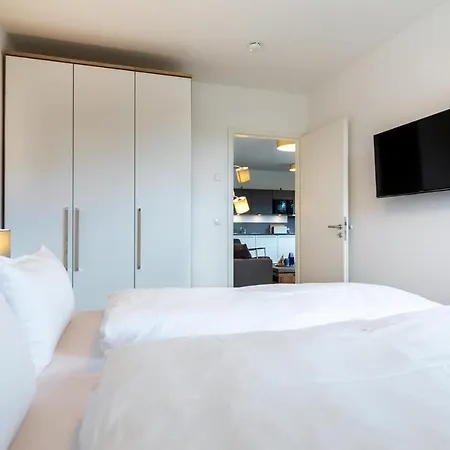 Ostseeallee Ostseeallee 2-17