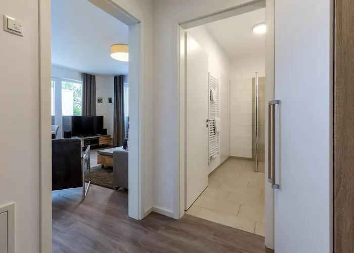 Ostseeallee Ostseeallee 2-17 شقة 4*